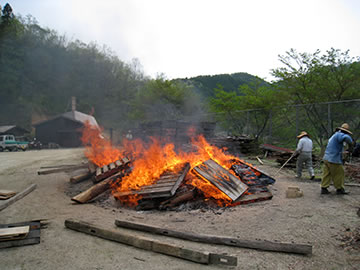 春の縄文野焼き祭り